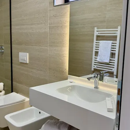 Vila Lakeside & Jacuzzi