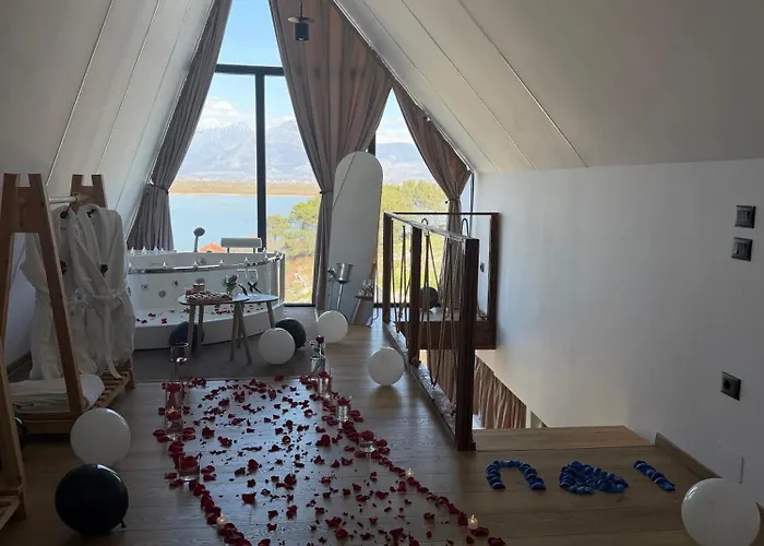 Lakeside Villa Široka
